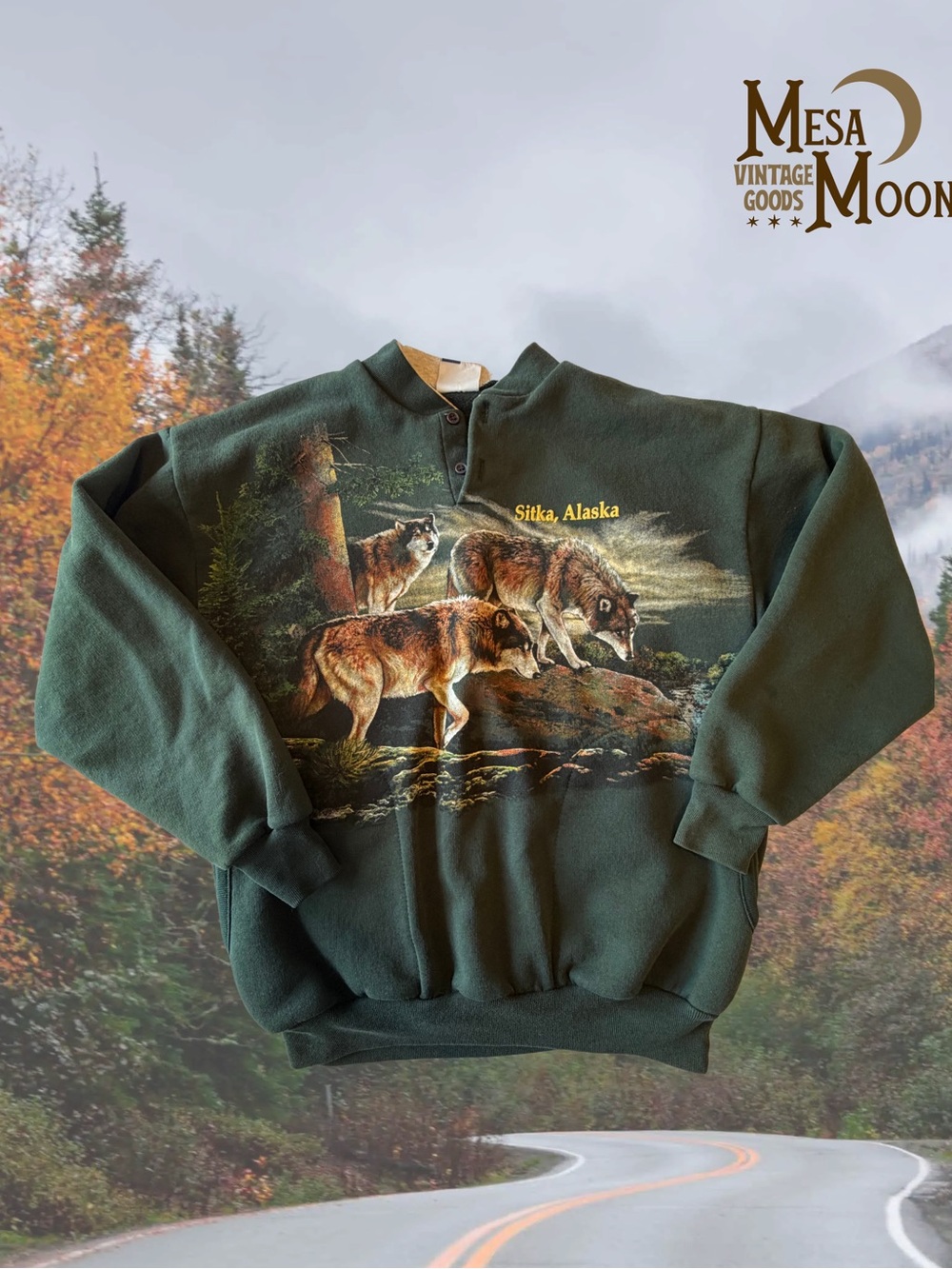 Vintage Sitka Alaska Wolf Graphic Crewneck Sweatshirt